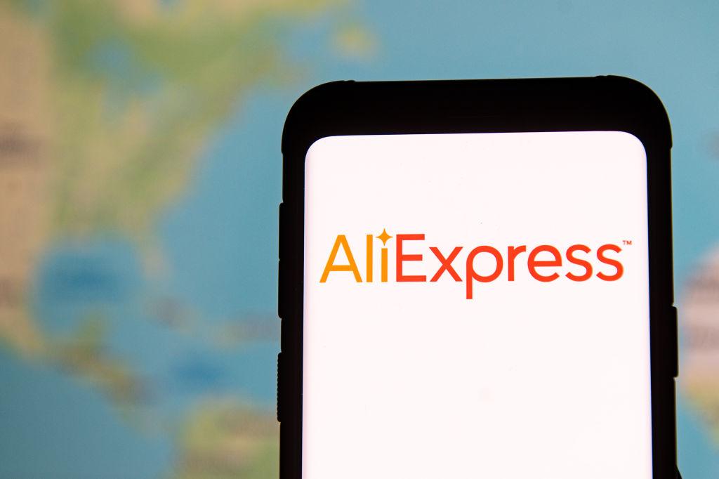 AliExpress открыл раздел с товарами для старшего поколения