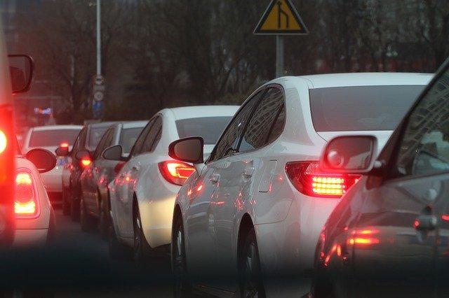 ЦОДД подсчитал, сколько автомобилистов ездят по Москве без пропусков