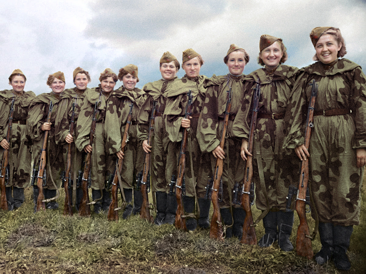 Центральная женская школа снайперской подготовки была создана в 1942 году, туда набирались девушки в возрасте 18–26 лет. Фото: © Flickr/Olga