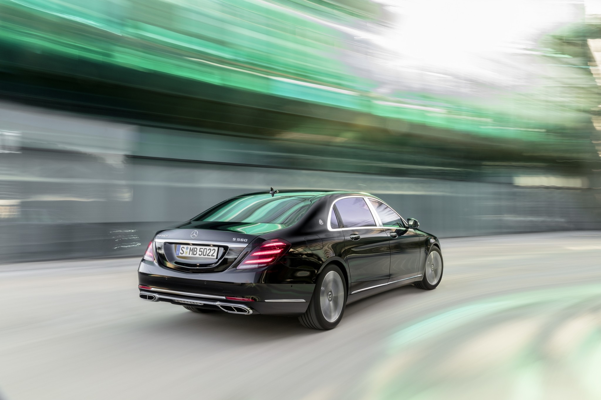 Mercedes-Maybach S 560 4MATIC. Фото: © Mercedes-Benz