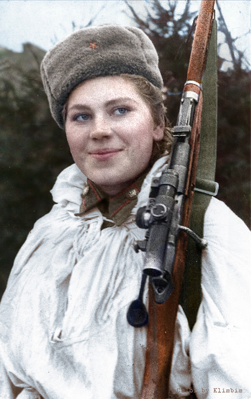 Роза Шанина погибла летом 1945 года, когда ей был всего 21 год. Ей приписывают 59 убитых немецких солдат, 12 из которых были застрелены во время битвы за Вильнюс. Фото: © Flickr/Olga