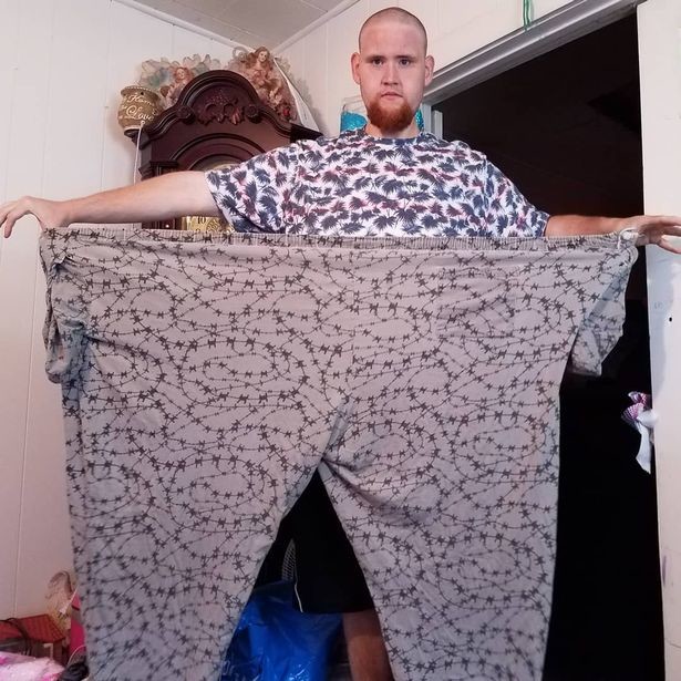 Мэттью пришлось обновить весь гардероб. Фото © Instagram/redsealh