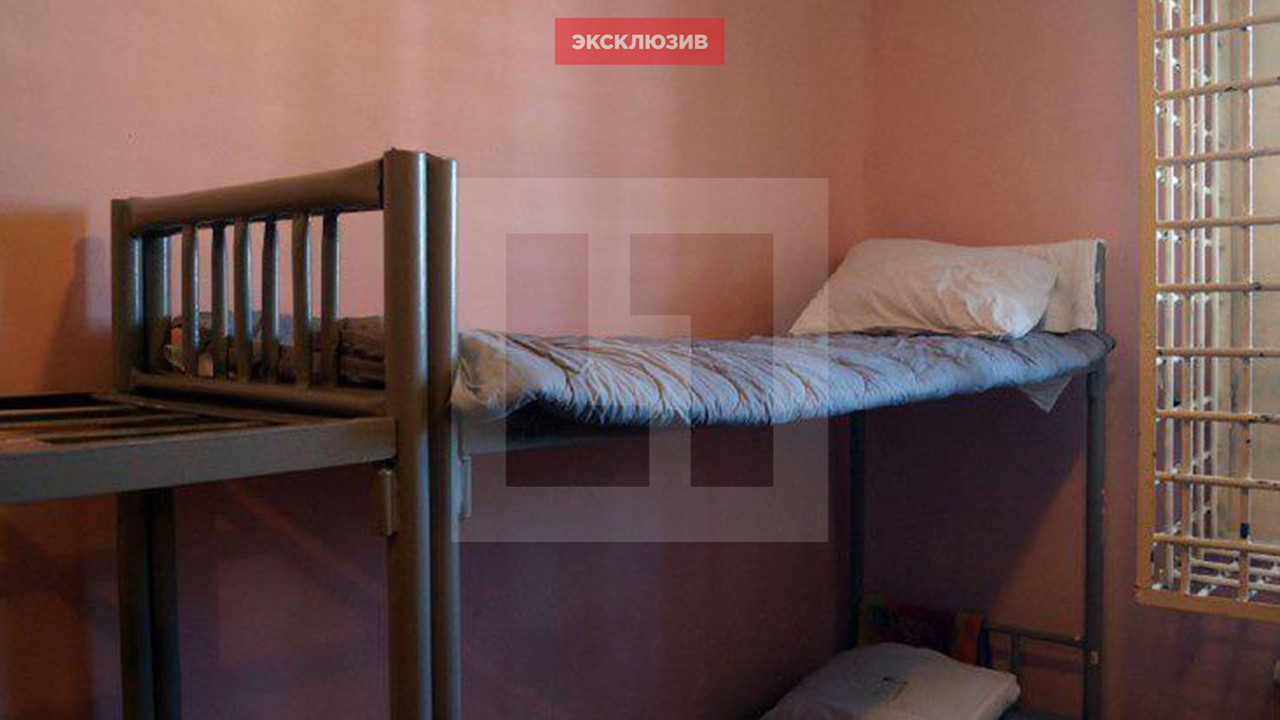  Гражданский журналист через приложение LifeCorr прислал фото из камеры Хорошавина.