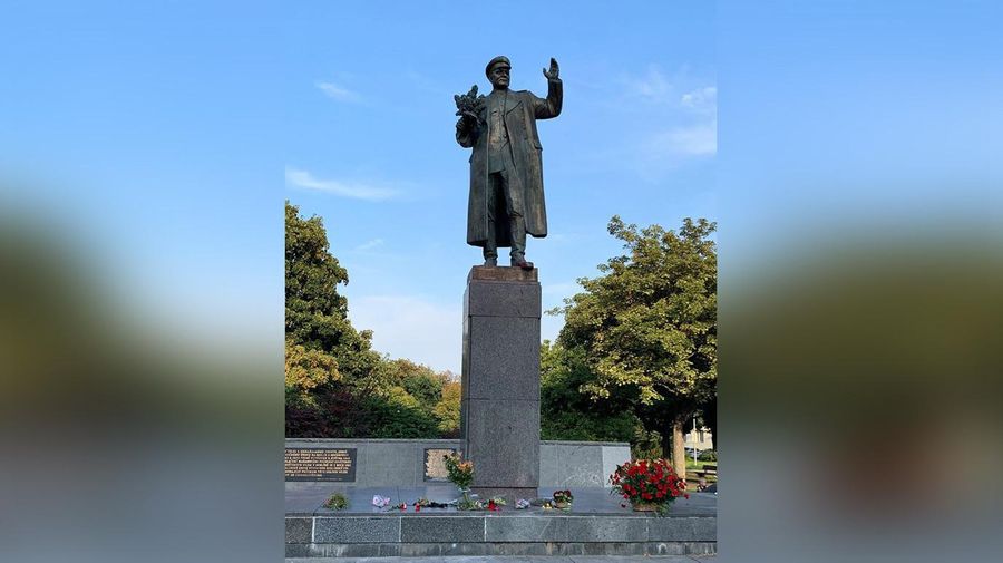 Памятник маршалу И.С. Коневу в Праге. Фото © Facebook / Посольство России в Чехии