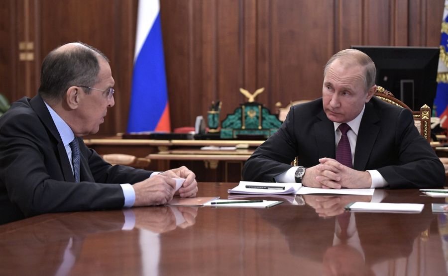 Президент РФ Владимир Путин и министр иностранных дел России Сергей Лавров. Фото © Kremlin