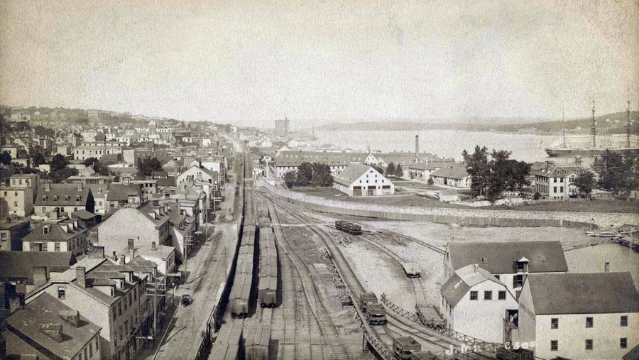 До взрыва: вид с элеватора сахарного завода на север в 1900 году. Фото © Wikipedia