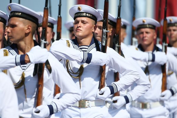 Российских военных моряков вооружат новым универсальным ножом