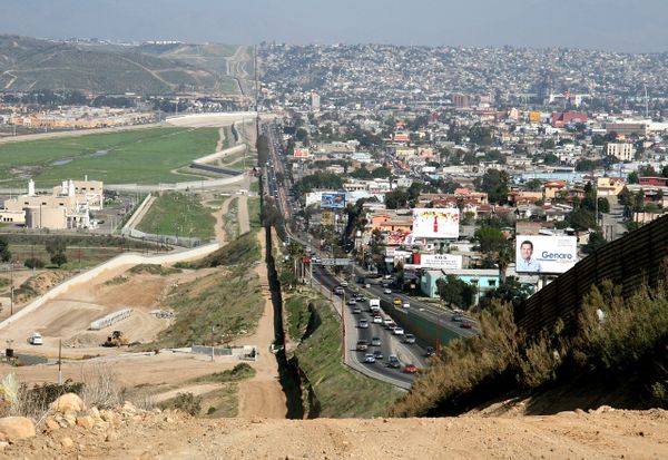 Мексика и США продлили запрет на пересечение наземной границы из-за CoViD-19