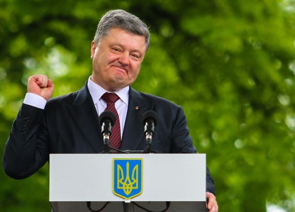 СМИ: Генпрокуратура Украины возбудила против Порошенко дело о госизмене