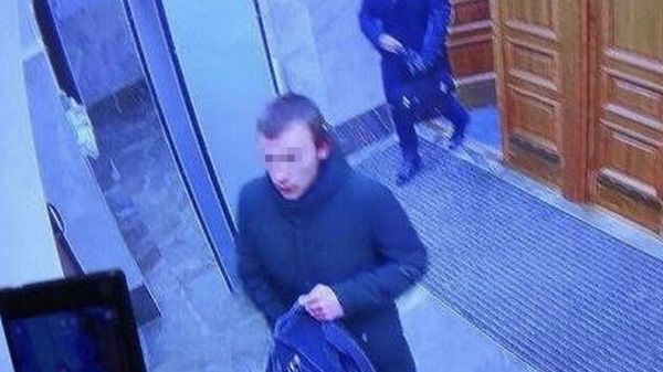 Расследование взрыва в здании ФСБ в Архангельске прекращено из-за смерти подозреваемого