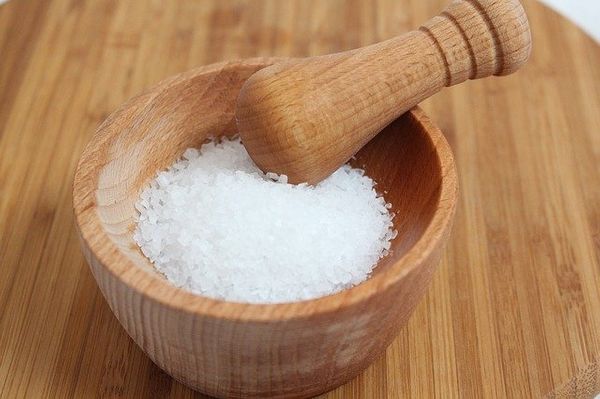 Диетолог опроверг теорию о вреде соли