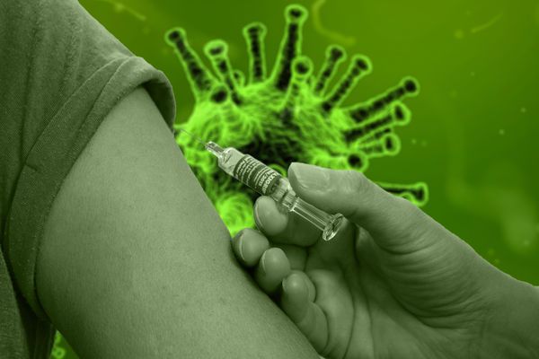 Эпидемиолог: На создание универсальной вакцины от CoViD-19 рассчитывать не стоит
