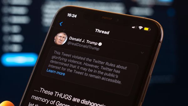 Twitter отметил посты Трампа как фейки, тот ввёл закон против соцсети. России надо поступить так же с Facebook