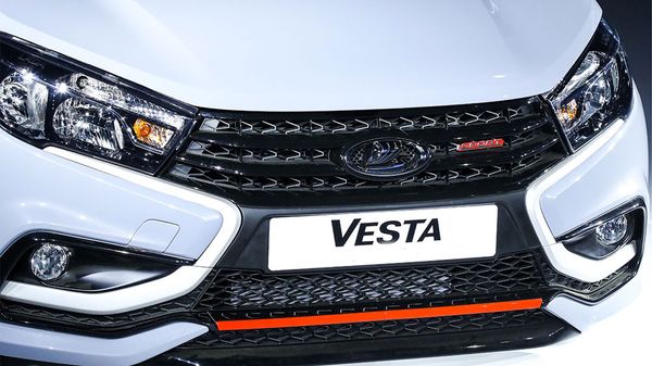 АвтоВАЗ покажет обновлённую Lada Vesta