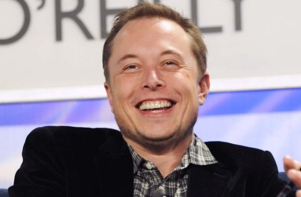 "Батут работает!" Маск ответил Рогозину на давнюю шутку после запуска корабля SpaceX