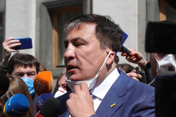 "Подошёл брать автограф". Саакашвили объяснил попытку нападения неизвестного с заточкой