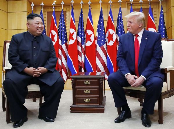"Лицемерные обещания без действия". В КНДР заявили, что встреча Ким Чен Ына и Трампа обернулась отчаянием спустя два года