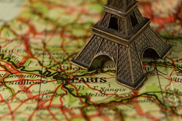 Франция объявила об открытии границ для туристов из Евросоюза и некоторых других стран