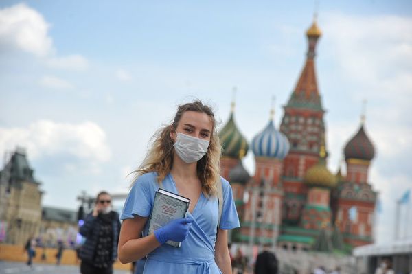 Эксперты ЭИСИ: Россия прошла пик пандемии с меньшими потерями, чем другие страны