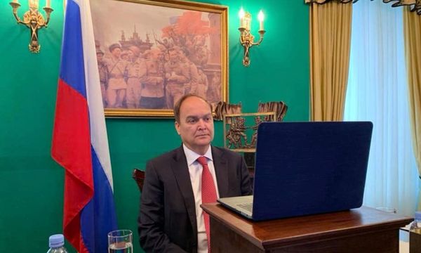 Посол России рассказал о значительном интересе Госдепа к статье Путина о Второй мировой