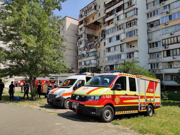 В МВД Украины считают, что взрыв в доме в Киеве могло спровоцировать взрывное устройство