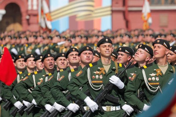 Президент Узбекистана посетит Парад Победы в Москве