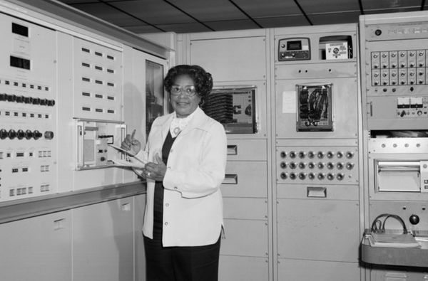 Штаб-квартире NASA присвоят имя первой афроамериканки-инженера Мэри Джексон