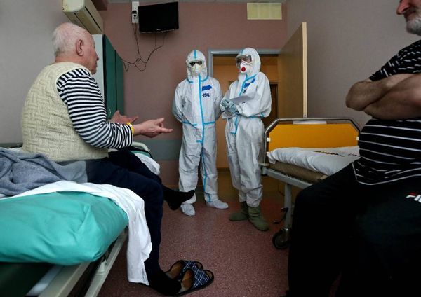 Голикова призвала установить длительное наблюдение за переболевшими коронавирусом