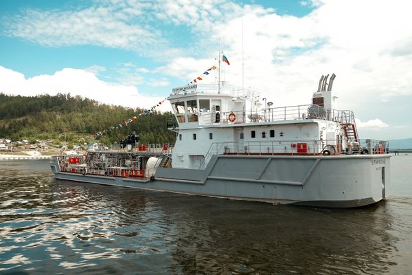 На Байкале появилось судно, которое может очищать воду от нефтепродуктов