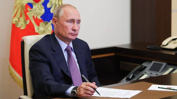 Путин проголосует по поправкам к конституции на избирательном участке