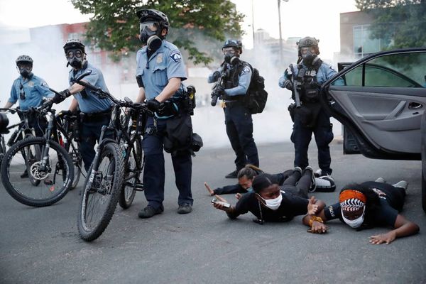 Власти Миннеаполиса намерены "демонтировать" городской департамент полиции