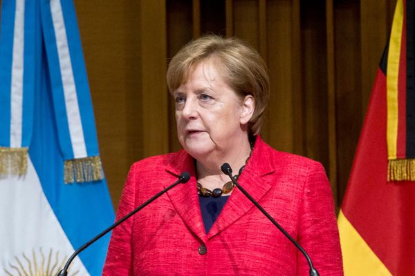 Меркель назвала ситуацию в экономике самой тяжёлой за всю историю страны