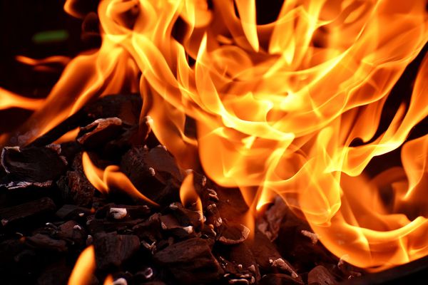Четверо детей и один взрослый погибли при пожаре в Иркутской области