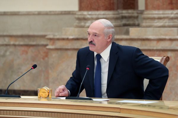"Уже весь мир остановился". Лукашенко заявил о четырёх бушующих в мире "пандемиях"