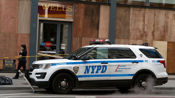Губернатор Нью-Йорка хочет запретить удушающий приём задержания