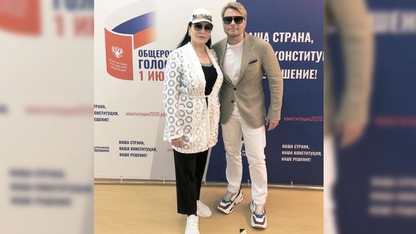 "Мы проголосовали". Николай Басков принял участие в голосовании по поправкам к конституции