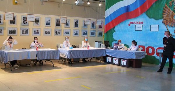 Жители трёх чукотских сёл показали 100% явку на голосовании по поправкам к конституции