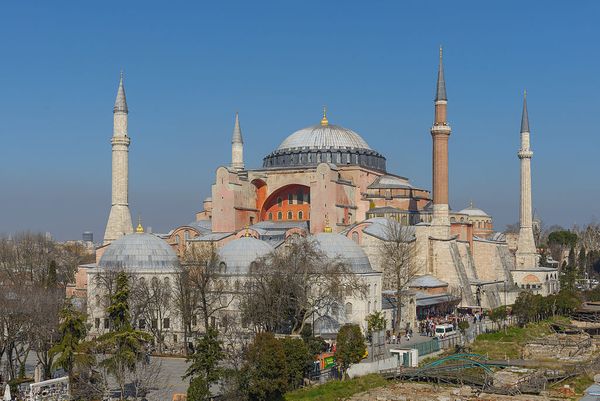 Храм Святой Софии в Стамбуле снова стал мечетью