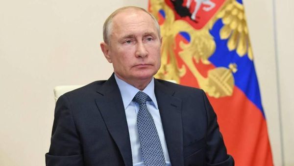 Путин заявил, что отношения с Украиной испортились не из-за Крыма