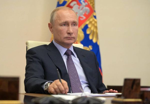 Путин: Пандемия коронавируса буквально заморозила всю экономику