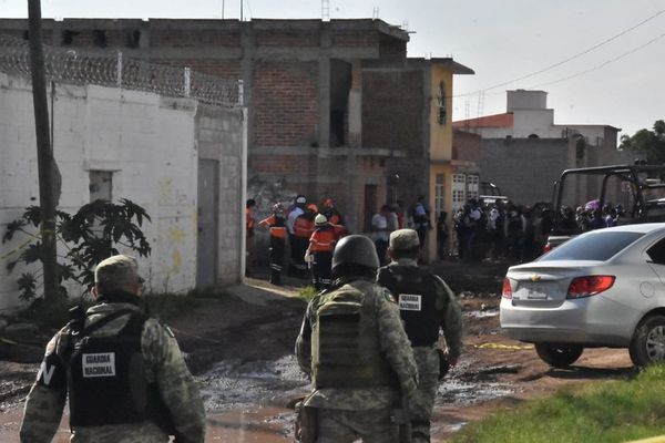 В Мексике минимум 24 человека погибли во время вооружённого налёта на нелегальный реабилитационный центр