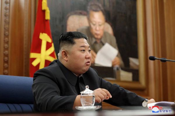 Ким Чен Ын рассказал, как слаженность народа не позволила пройти коронавирусу в КНДР