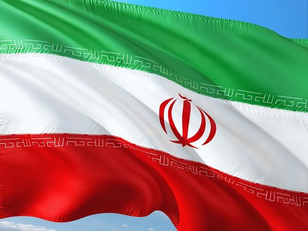 Иран пообещал нанести ответный удар по США за убийство генерала Сулеймани
