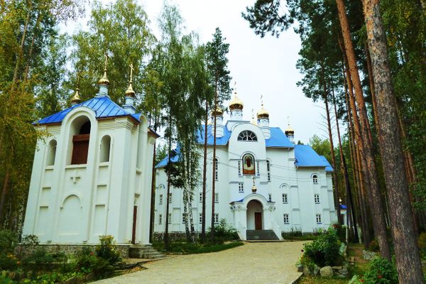 Среднеуральский монастырь, где находится схимонах Сергий, покинули около 40 человек
