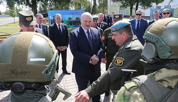 Лукашенко оценил возможность привлечения армии к наведению порядка в Белоруссии