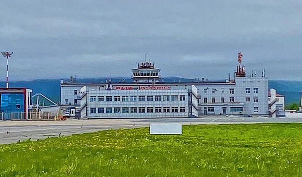 Аэропорт Южно-Сахалинска эвакуировали из-за "минирования"