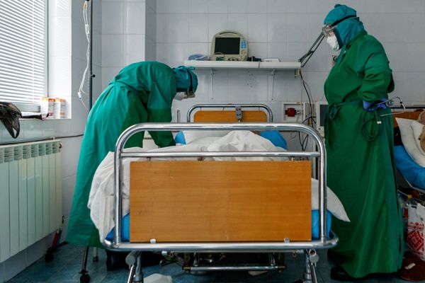 Житель Украины в третий раз заболел коронавирусом