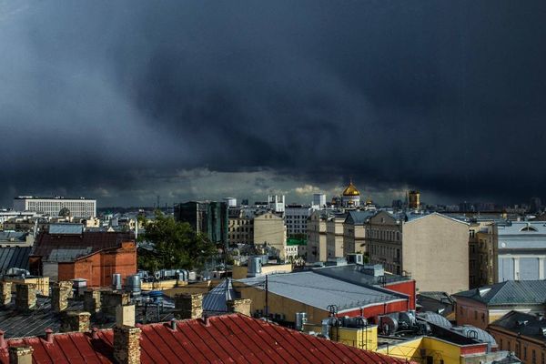 Гидрометцентр предупредил об опасных погодных явлениях в России