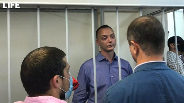 Песков прокомментировал дело подозреваемого в госизмене Ивана Сафронова