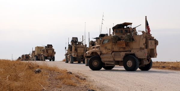 Боевики напали на американскую колонну с военной техникой на границе Ирака и Кувейта